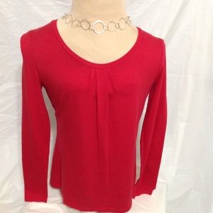 Classic red George Top. XS